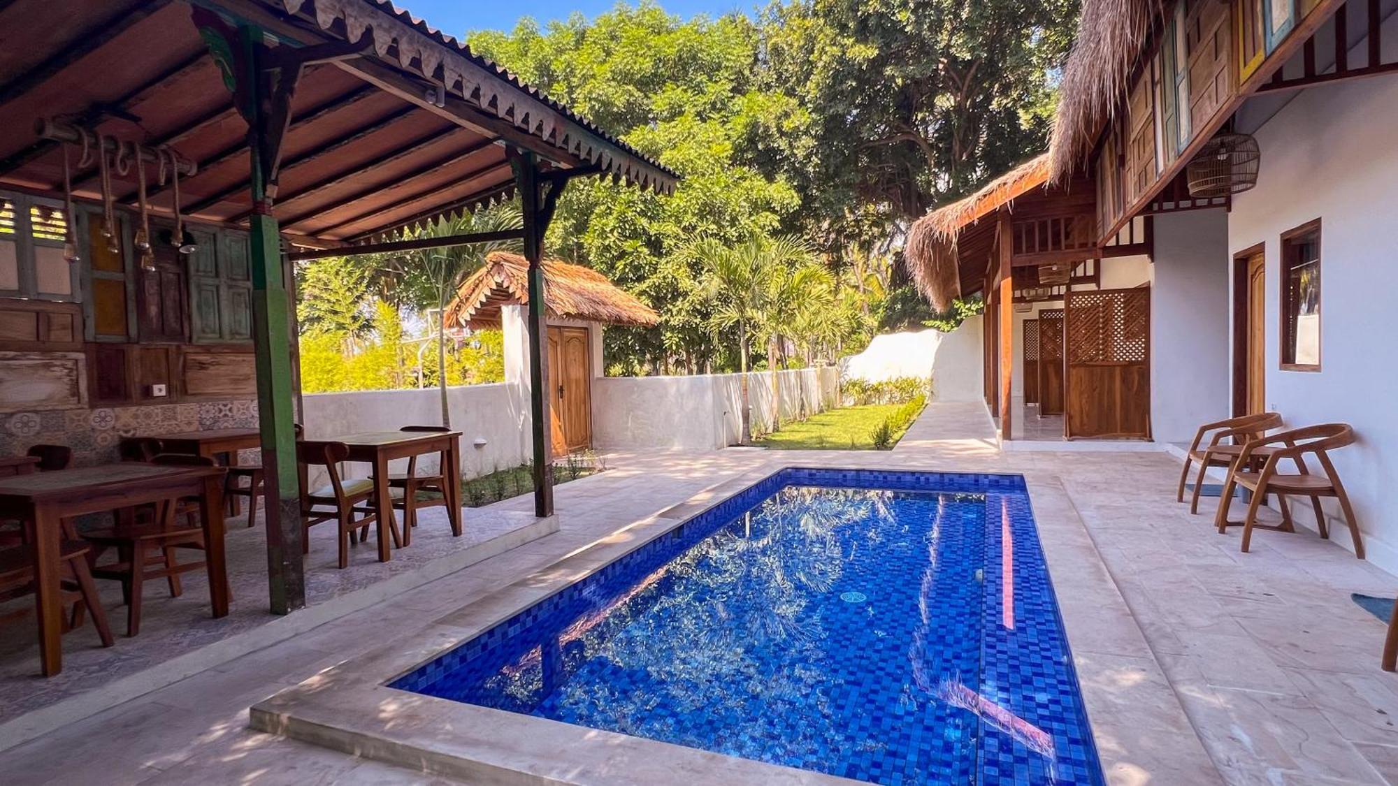 Bae Gili Inn กิลิไอร์ ภายนอก รูปภาพ